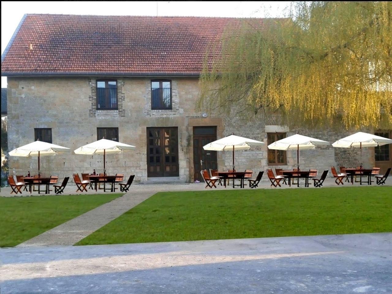Auberge Du Pied Des Monts Grivy-Loisy エクステリア 写真