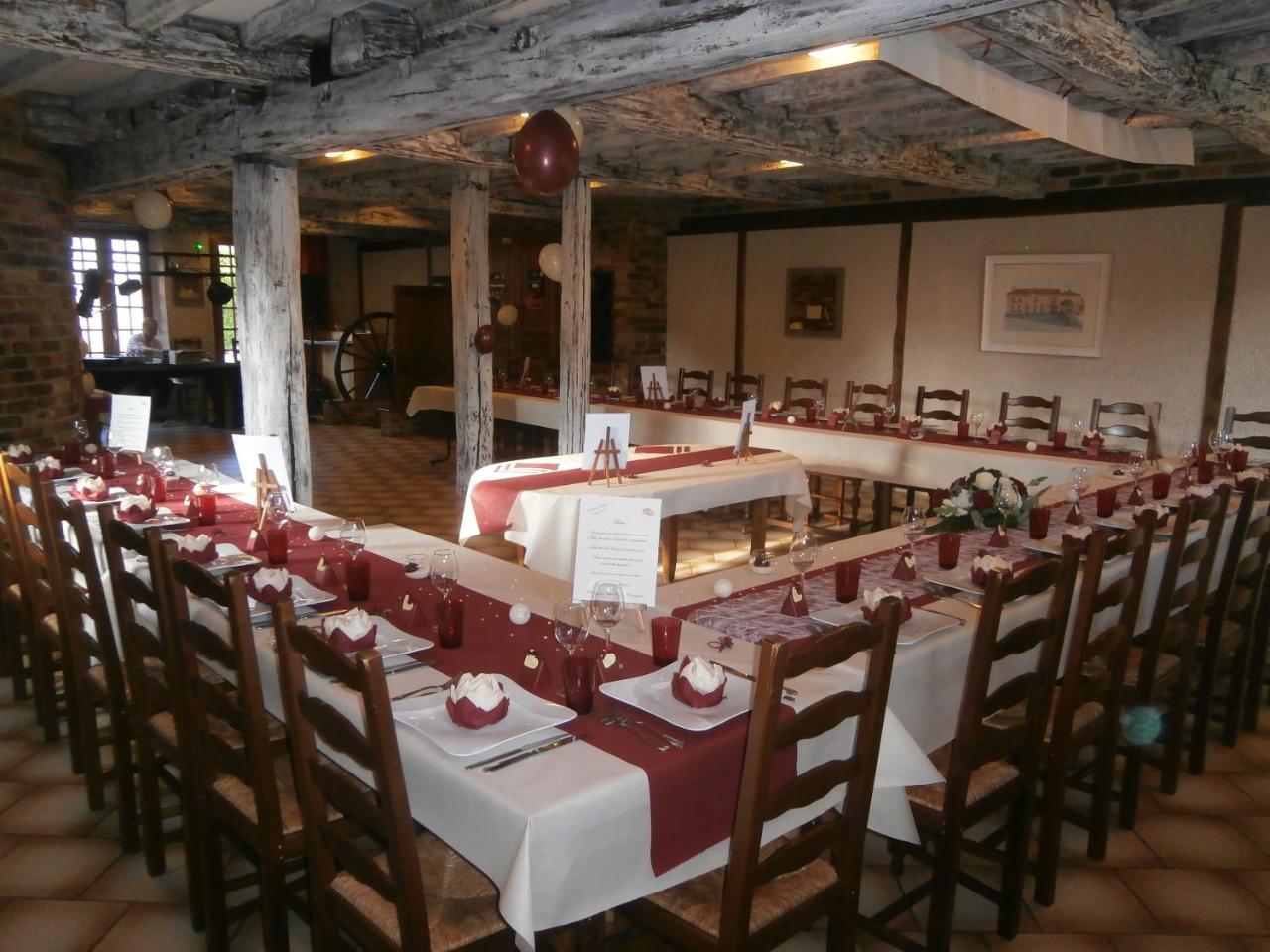 Auberge Du Pied Des Monts Grivy-Loisy エクステリア 写真